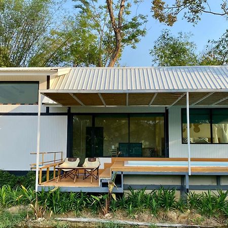 Baan Nai Baan Nok Resort Nakhon Nayok Exterior foto